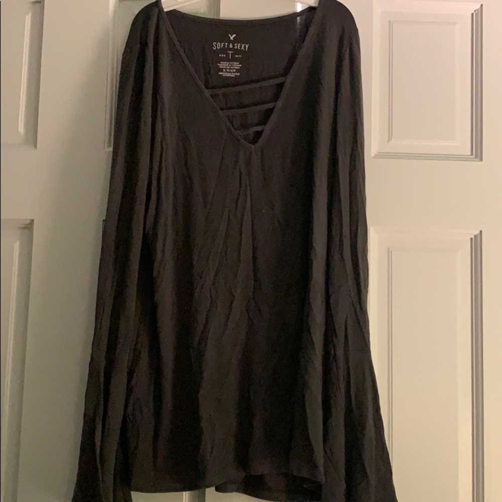 AE soft and sexy flare sleeved shirt